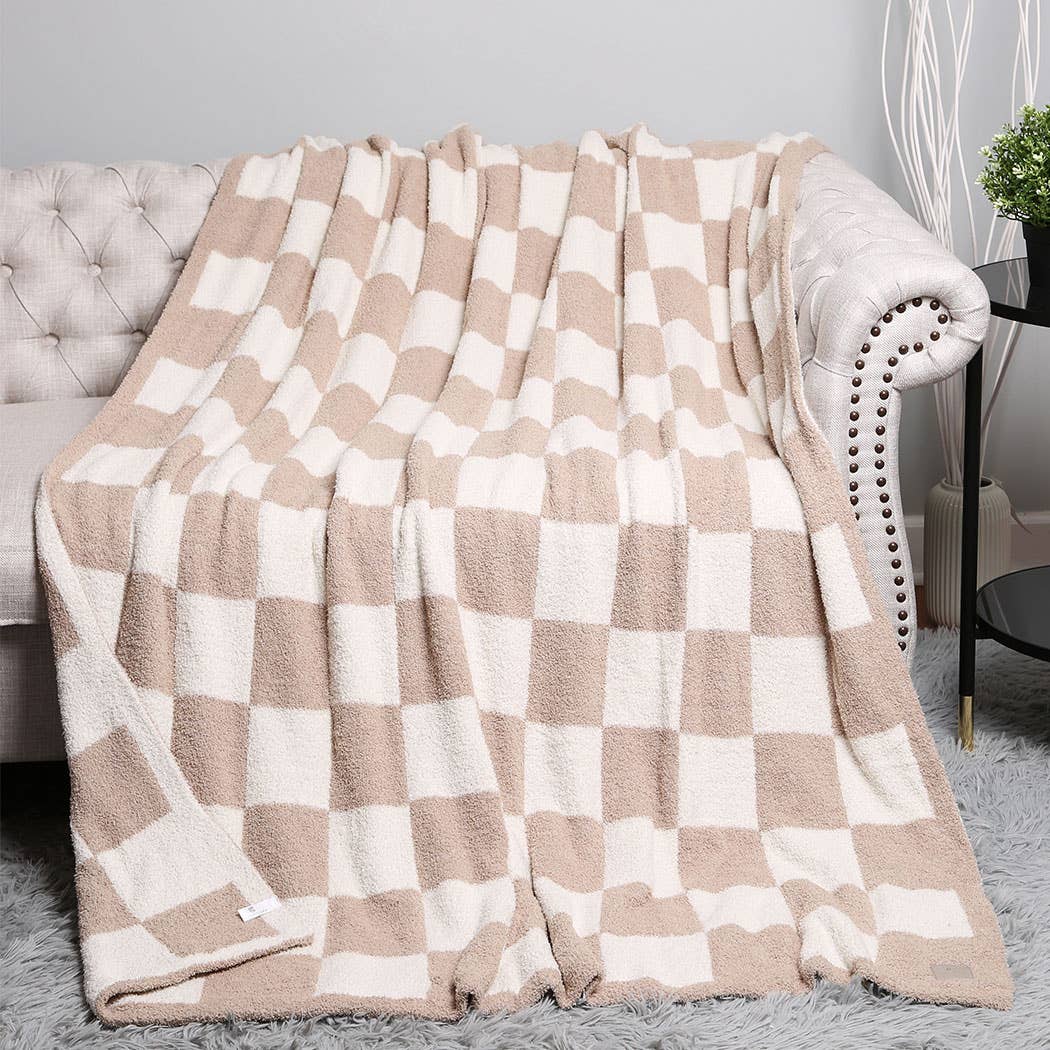 Checkerboard Patterned Throw Blanket: Beige / ONE SIZE