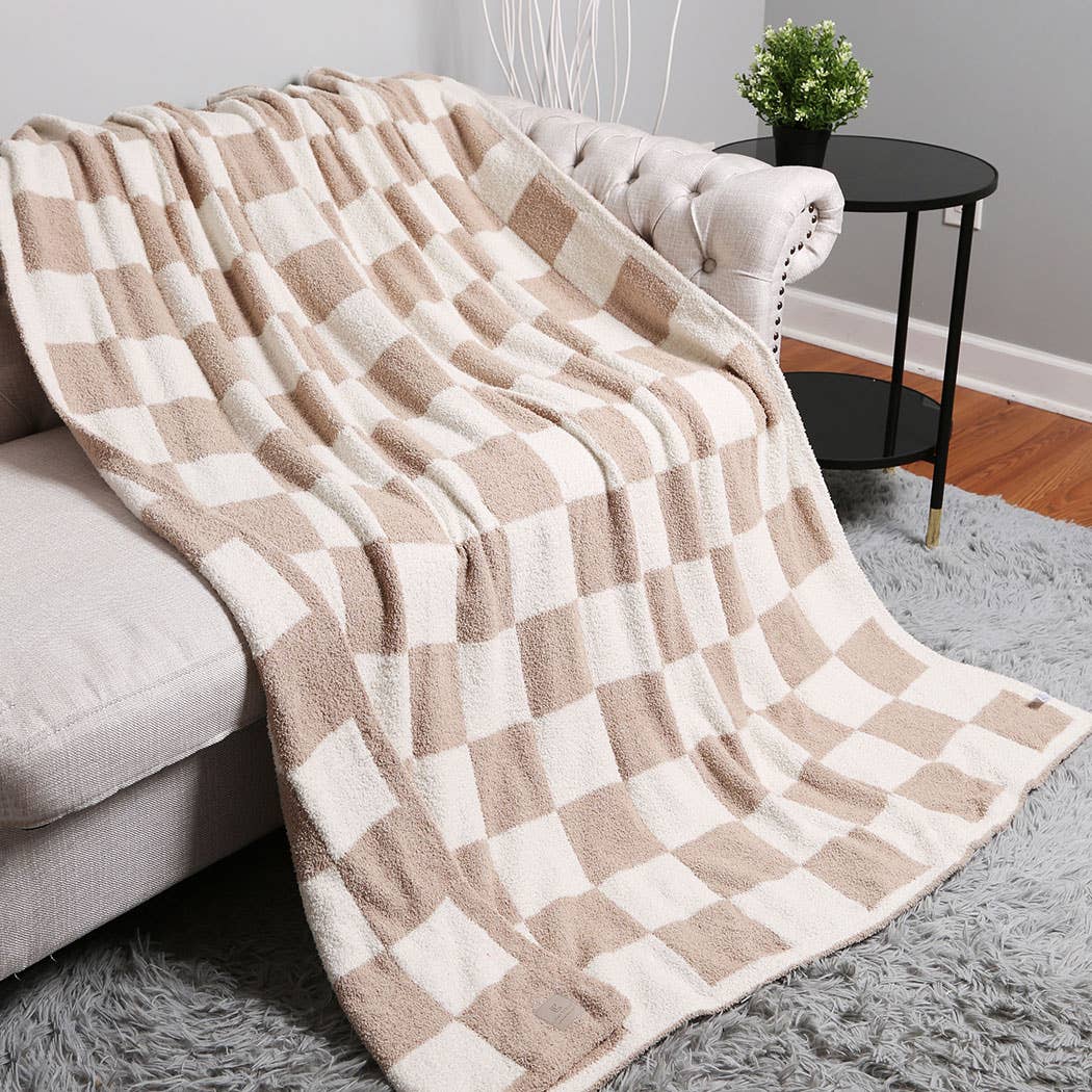 Checkerboard Patterned Throw Blanket: Beige / ONE SIZE