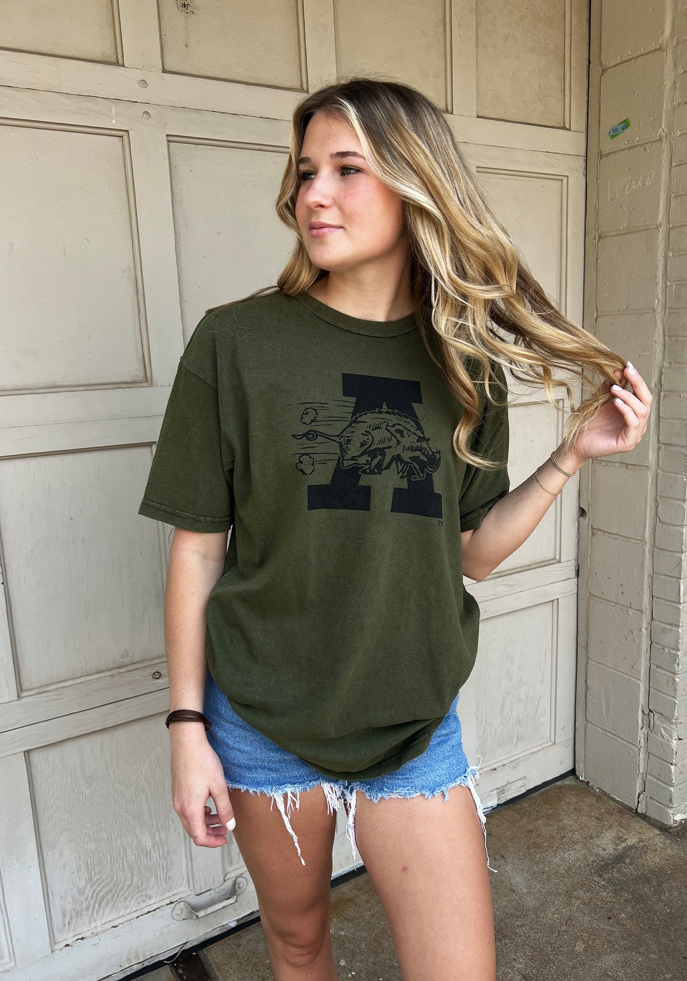 ST Vintage Olive Green Hog Tee