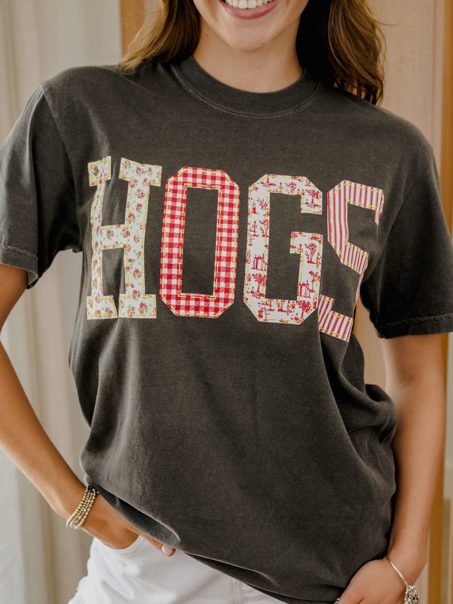 Arkansas HOGS Quilted Puff Ink Pepper Comfort Colors Tee